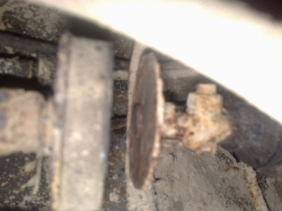 Соединил тягу КПП и коробку — ЗАЗ 968, 1,2 л., 1988 года | своими ...