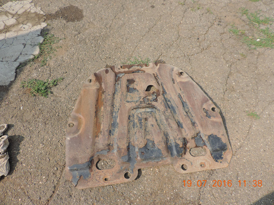 Покраска защиты двигателя — Mazda 6 (2G), 1,8 л., 2012 года | своими ...