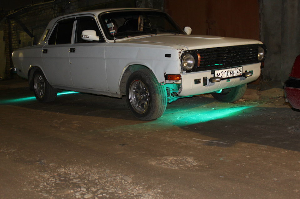 Подсветка днища своими руками. — ГАЗ 2410, 2,4 л, 1988 года ...