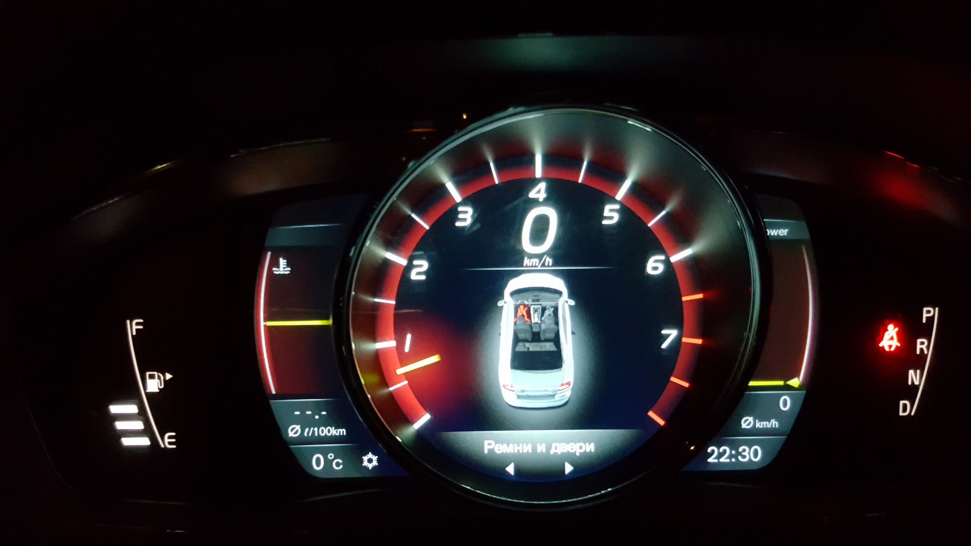 Tft volvo. TFT Volvo s80. TFT панель Volvo s80. TFT приборка. ТФТ панели.