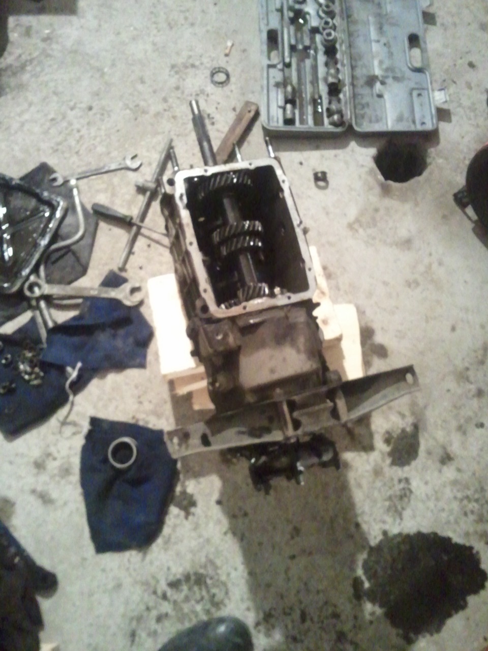 Подшипник на первичном валу — LADA 21074, 1,6 л., 2010 года | своими ...