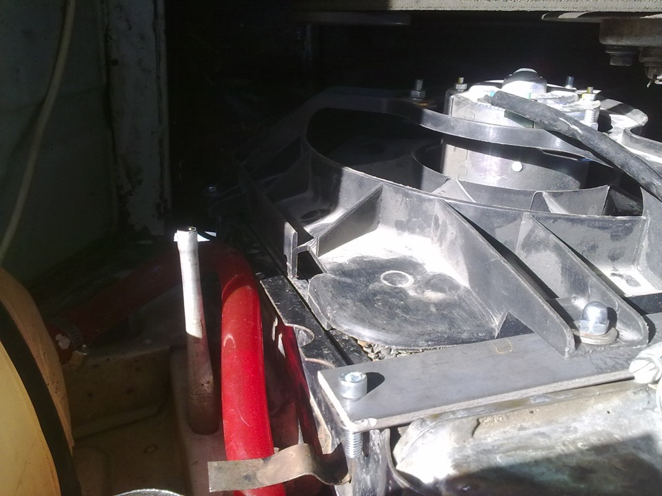 Установка электровентилятора от ваз 2110 — ГАЗ 24, 2,5 л, 1974 года ...