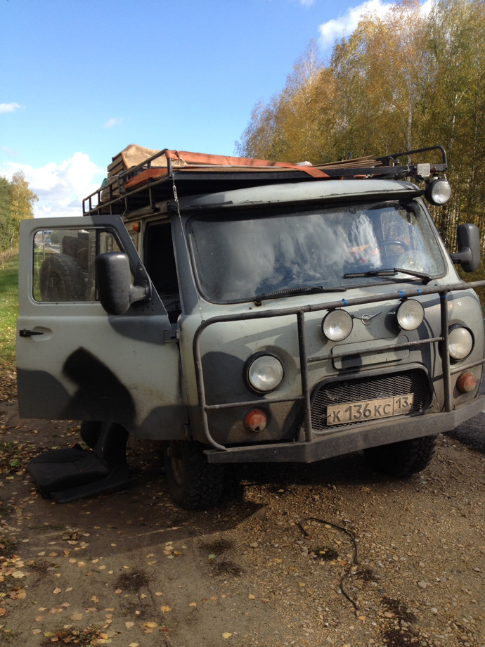 Ломается даже то, что не может сломаться — УАЗ 3909, 2,4 л, 1998 года ...