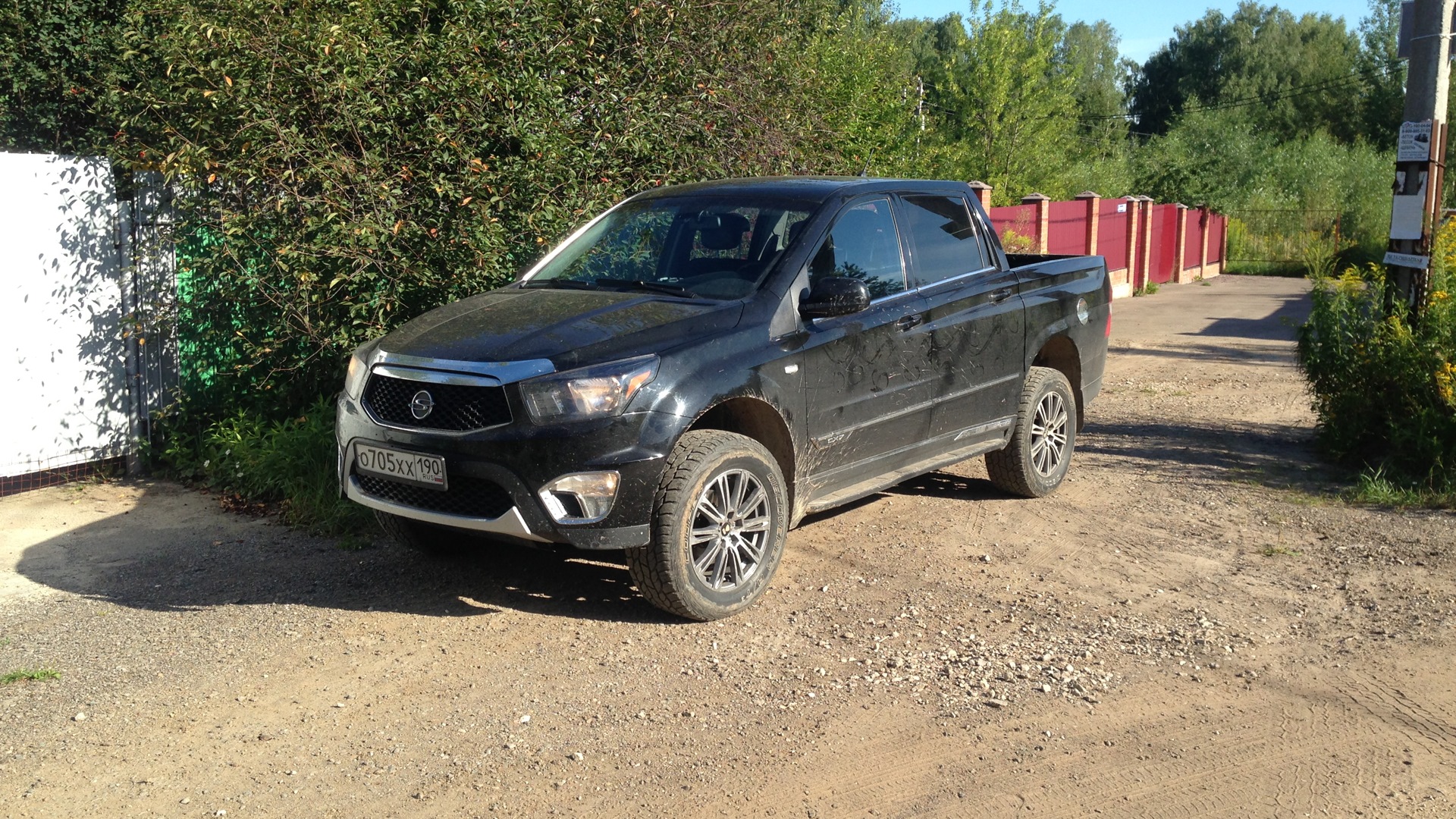 Саньенг актион спорт 2. SSANGYONG Actyon Sports off Road. SSANGYONG Actyon Sports off Road Tuning. Санг Йонг Актион спорт 2008 для бездорожья.