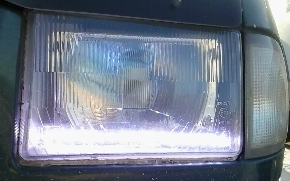 Самодельные ДХО в фары на LED полосе SMD7020. — ГАЗ 3110, 2,4 л, 2001 ...