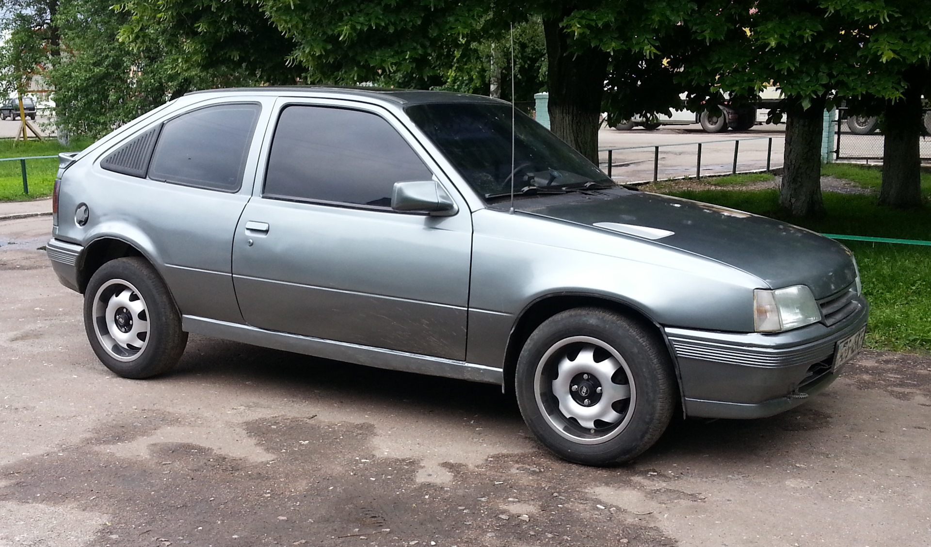 Купить Диски Опель Кадет