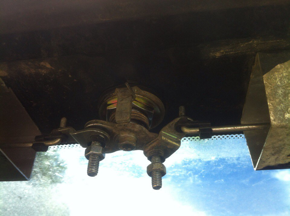 Ручка стекла кунга — Mazda BT-50, 2,5 л., 2007 года | своими руками ...