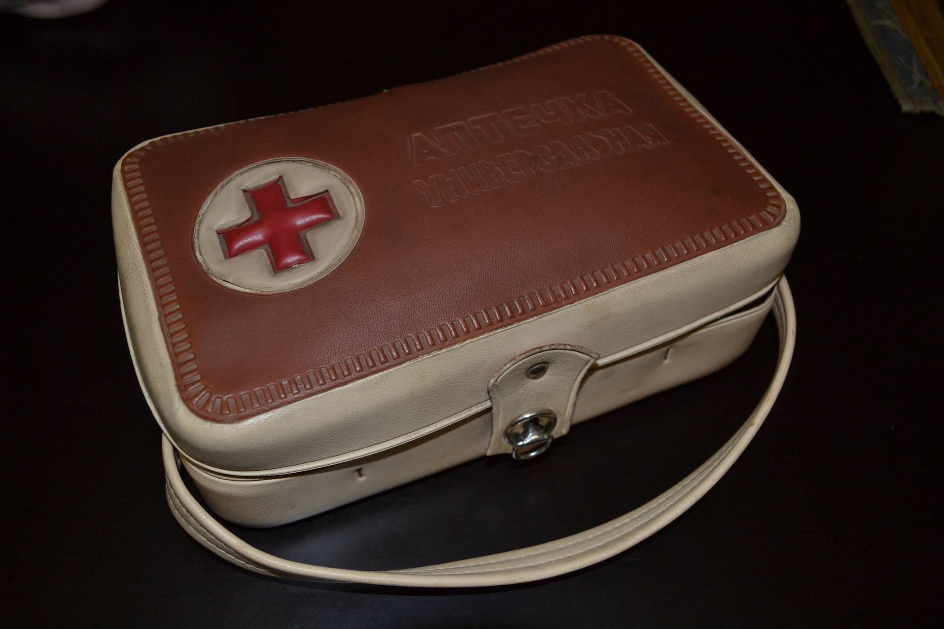 аптечка газ 24. аптечка газ. аптечка газ. штатная аптечка на уаз 469. аптечка газ 69.