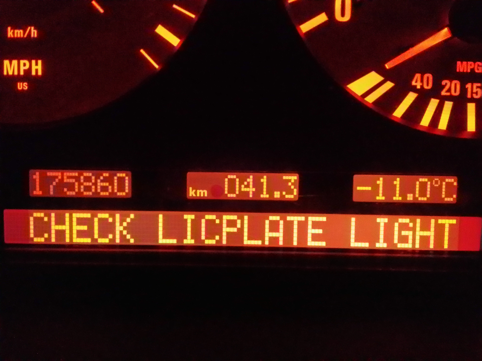 Check this side. Check this side. Check this side. Система back check. One_side_up.