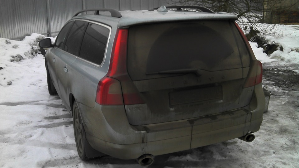 Фото в бортжурнале Volvo V70 III
