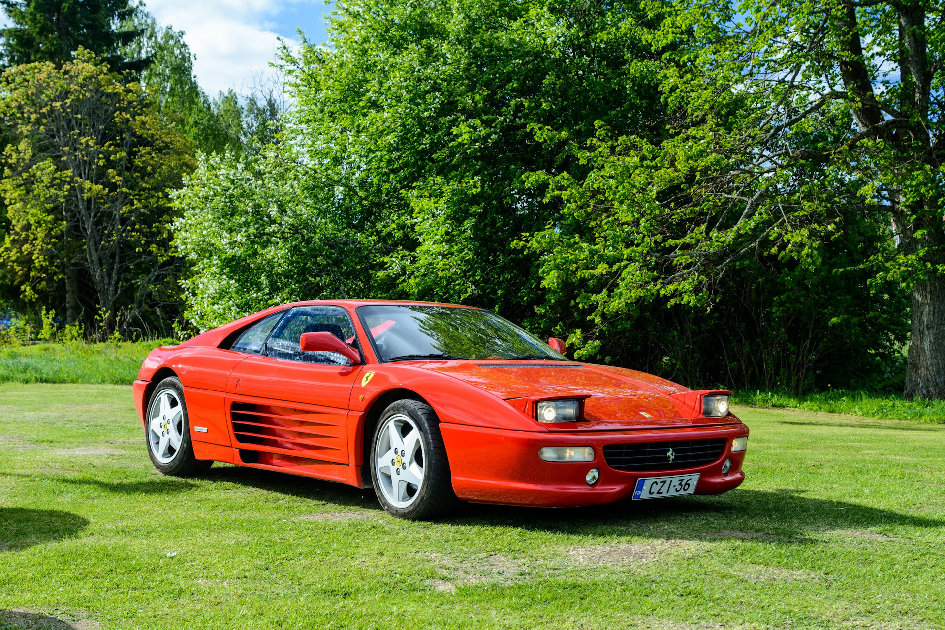 Машина 17. Феррари 348 GTB. Ferrari 348 GTB 1993. Ferrari 348 GTB 1989. Ferrari 348 GTB цвета.