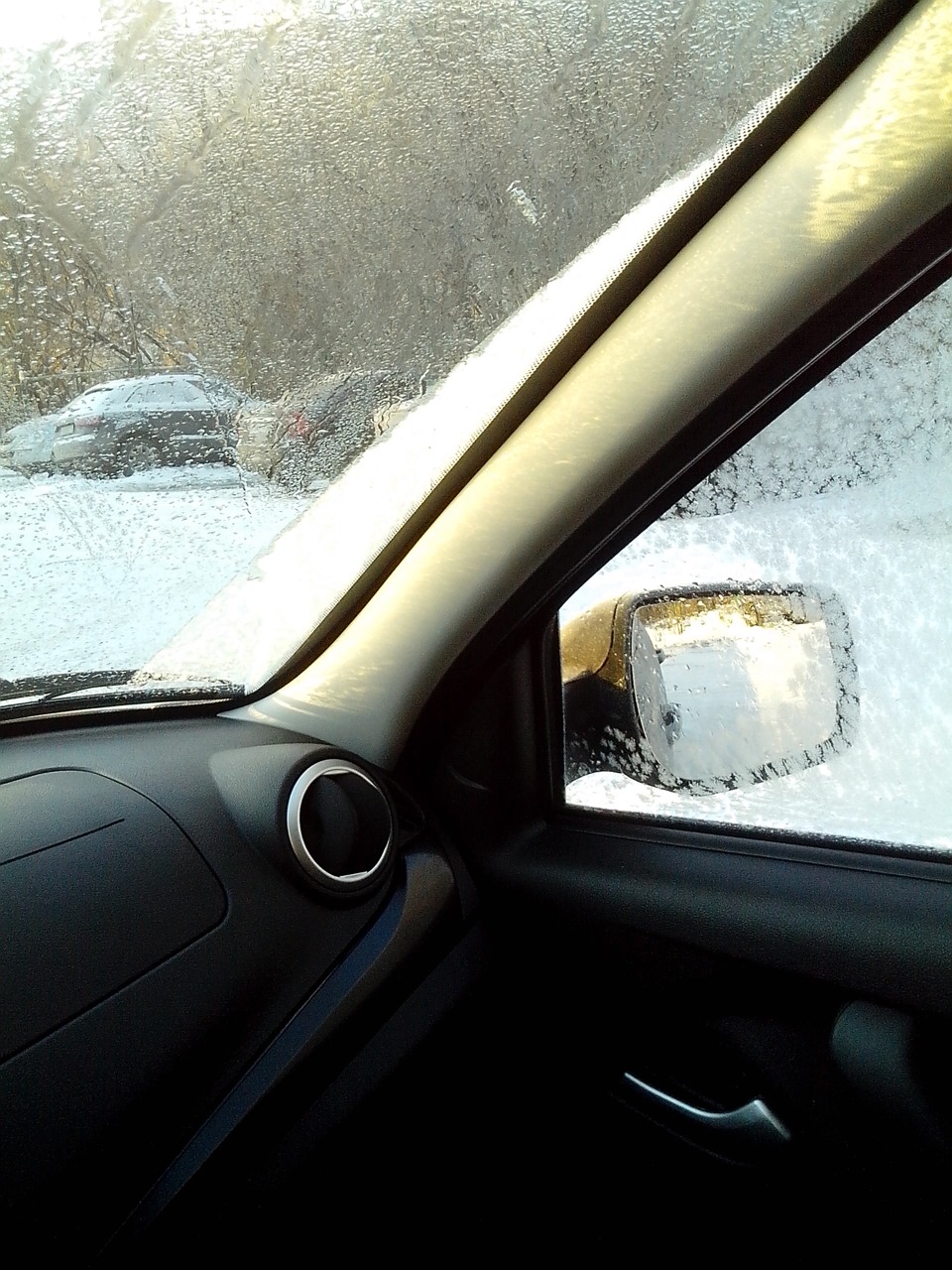 Работа электрообогрева лобового стекла. — Lada Калина Универсал (2G), 1 ...