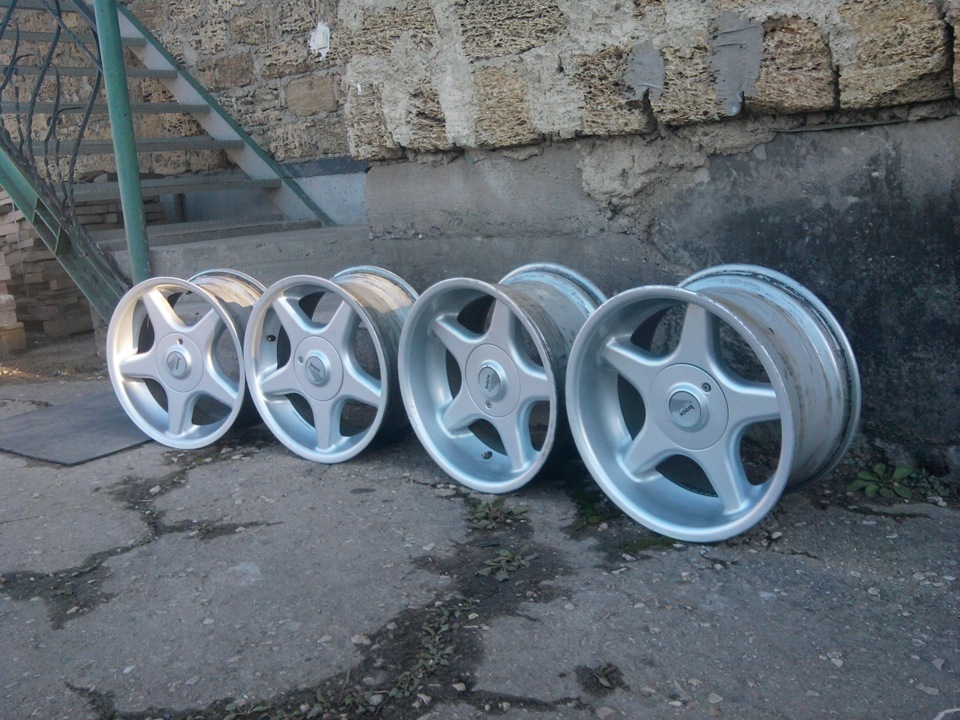 Продам пять. Диски Brock b1. Диски Brock b1 5/110 r17. Диски Brock b1 r16 7.5j. Brock b1 r16 Mercedes.