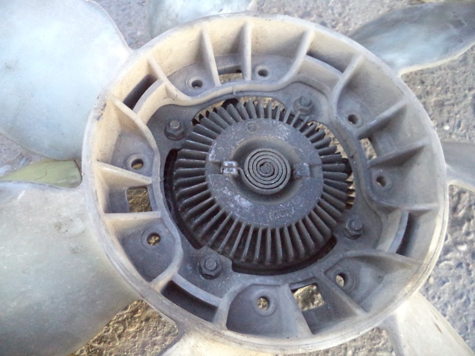 надоела тряска в салоне на холостых. — Toyota Chaser (100), 2,5 л, 1997 ...