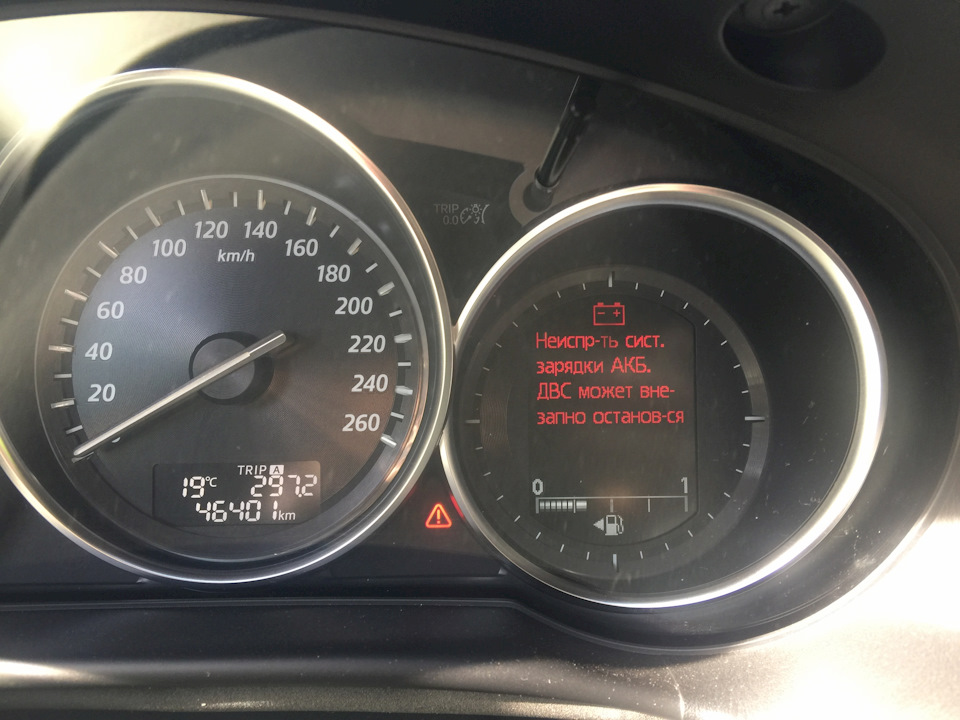 Обрыв ремня генератора. — Mazda CX-5 (1G), 2,2 л, 2014 года | поломка ...