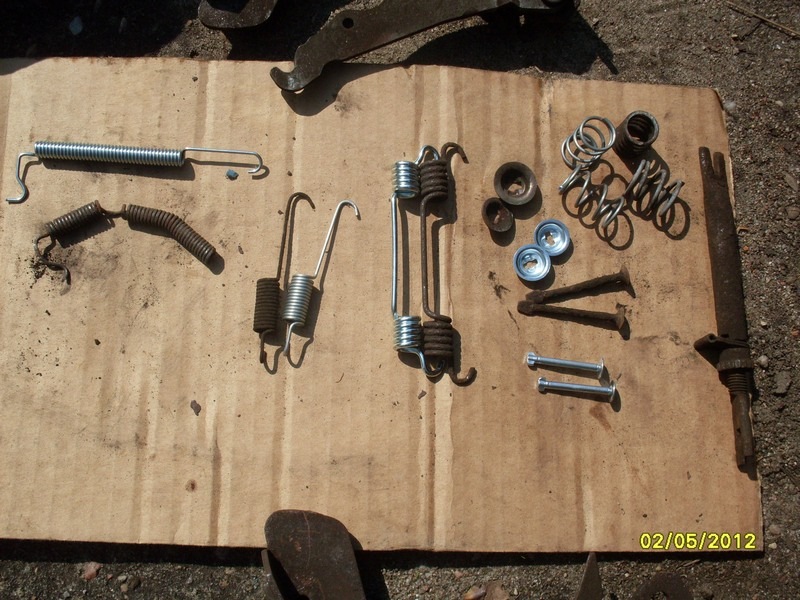 Замена пружинок в тормозном барабане — Opel Astra F, 1,4 л, 1998 года ...