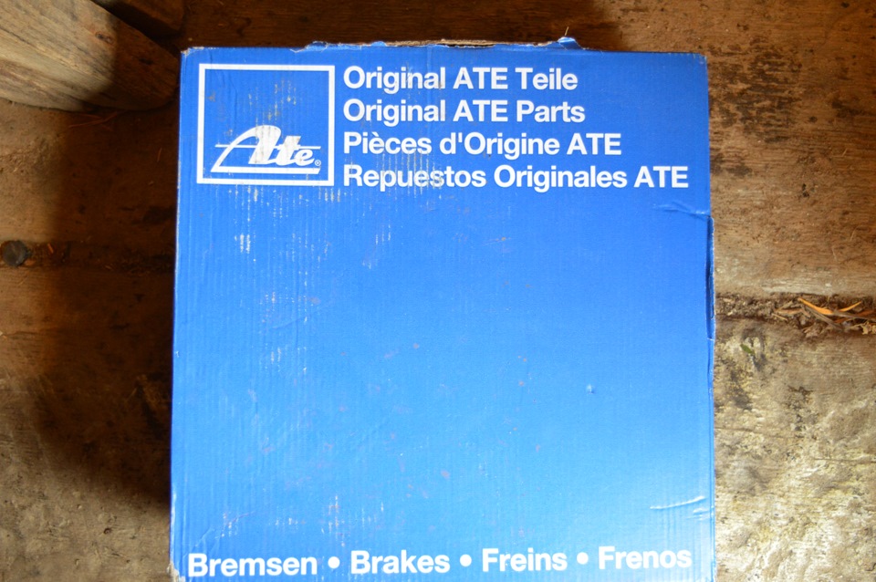 Передние тормозные диски АТЕ + колодки АТЕ — Toyota Ipsum (21), 2,4 л ...