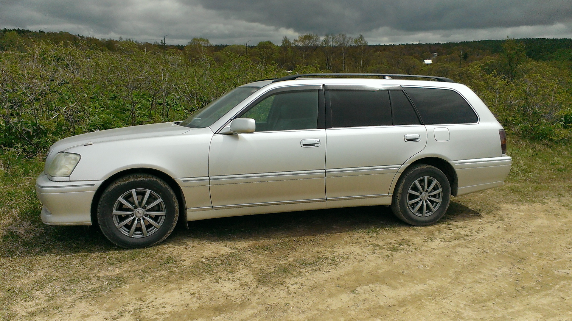 Toyota Crown Estate s170