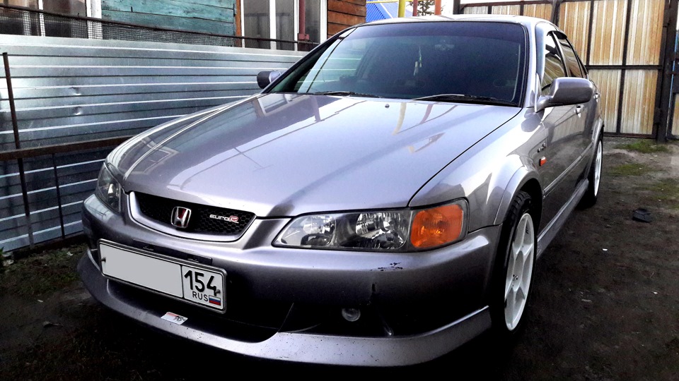 Honda Accord Euro r 2000