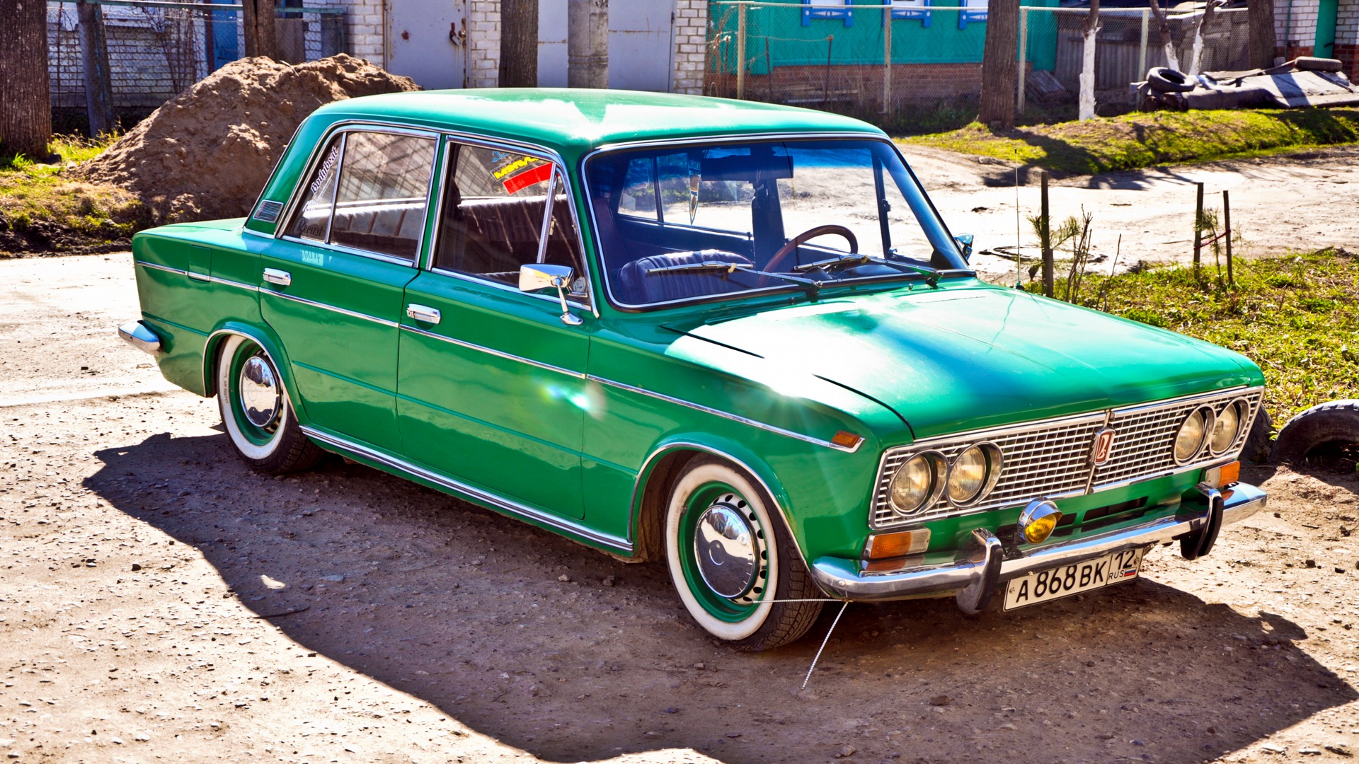 Lada 2103 1.6 бензиновый 1975 | 