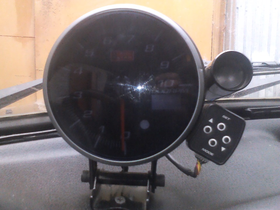 Тахометр AutoGauge 115mm, 0-10000RPM — ГАЗ 2410, 2,3 л, 1989 года ...