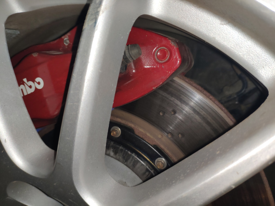 Скрежет при торможении и конец колодкам Endless super street, теперь ...