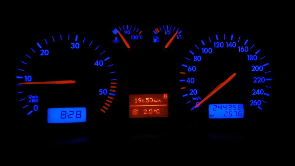 Датчик температуры топлива G81 — Volkswagen Passat B5, 1,9 л, 2000 года ...