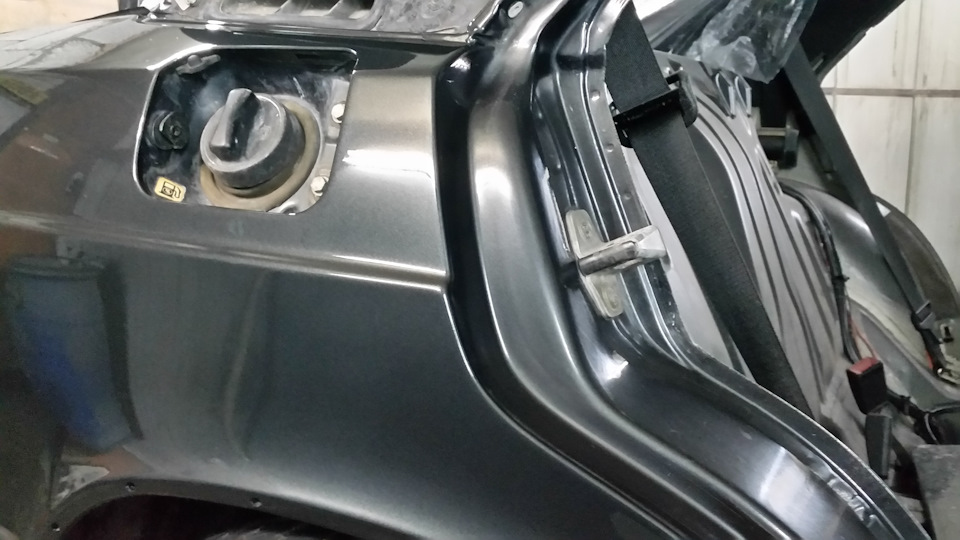 Проверил малярку. — Mercedes-Benz 190 (W201), 2,5 л, 1993 года | своими ...