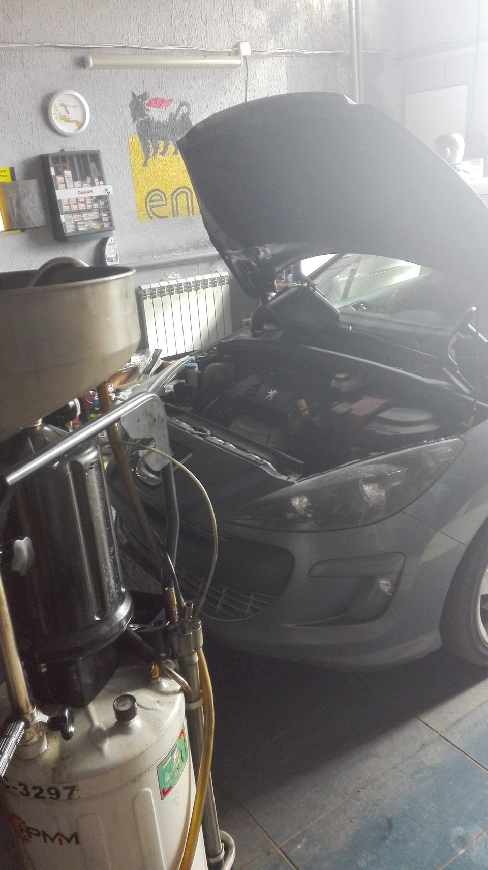 Фото в бортжурнале Peugeot 308 (1G)