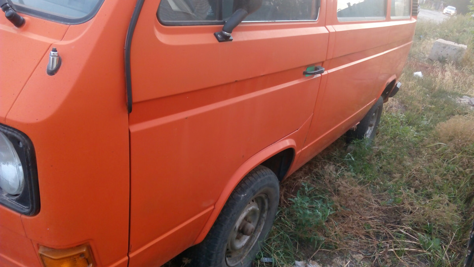 Фото в бортжурнале Volkswagen Caravelle (T3)