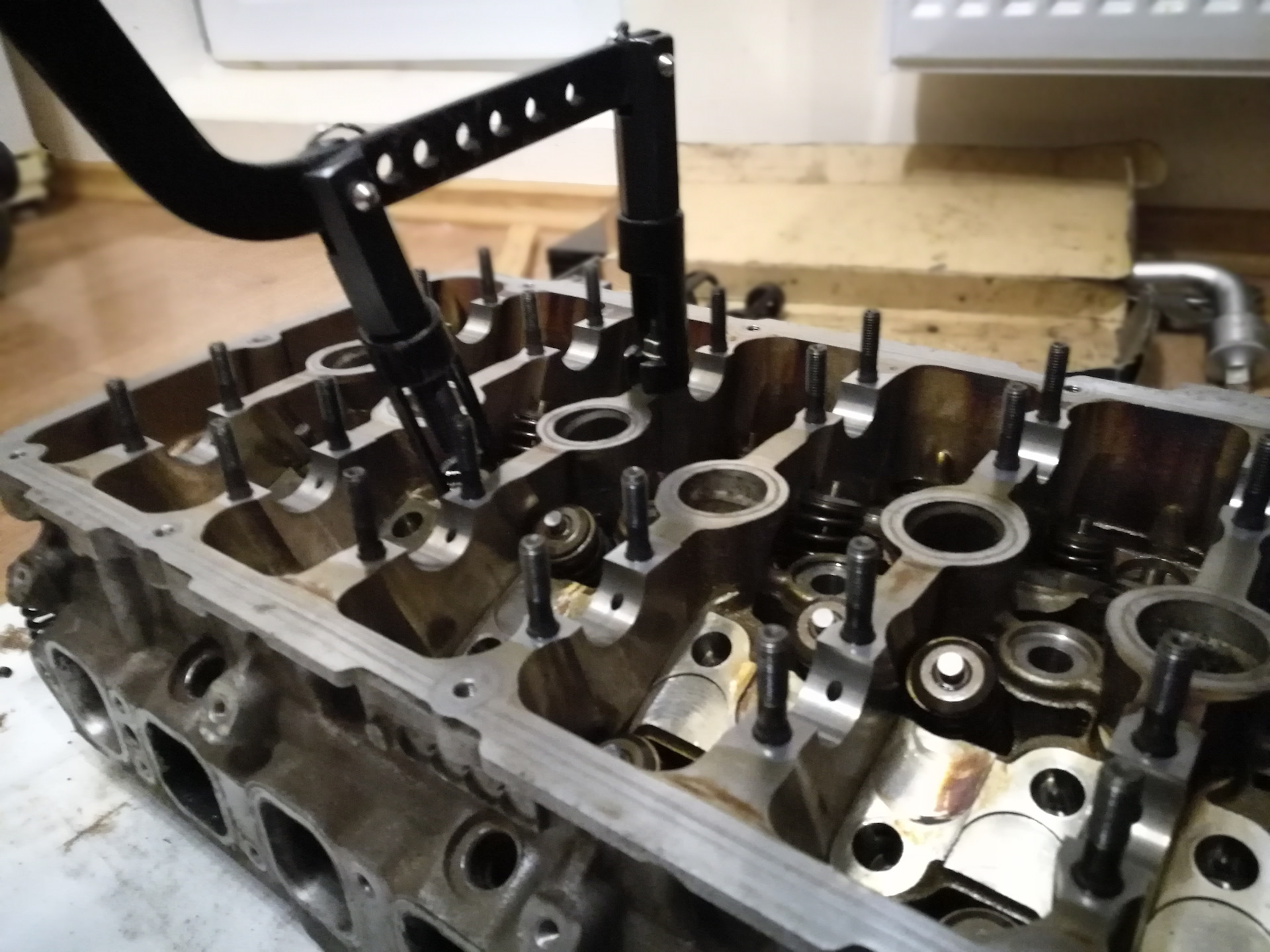 рассухариватель ваз 16кл. сухари гбц. рассухарить клапана ваз 2108. засухарить клапана ваз 2107. Bub 3.