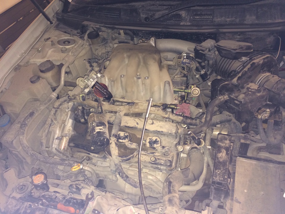 Замена свечей зажигания и проблема со снятием ступичного узла — Nissan ...