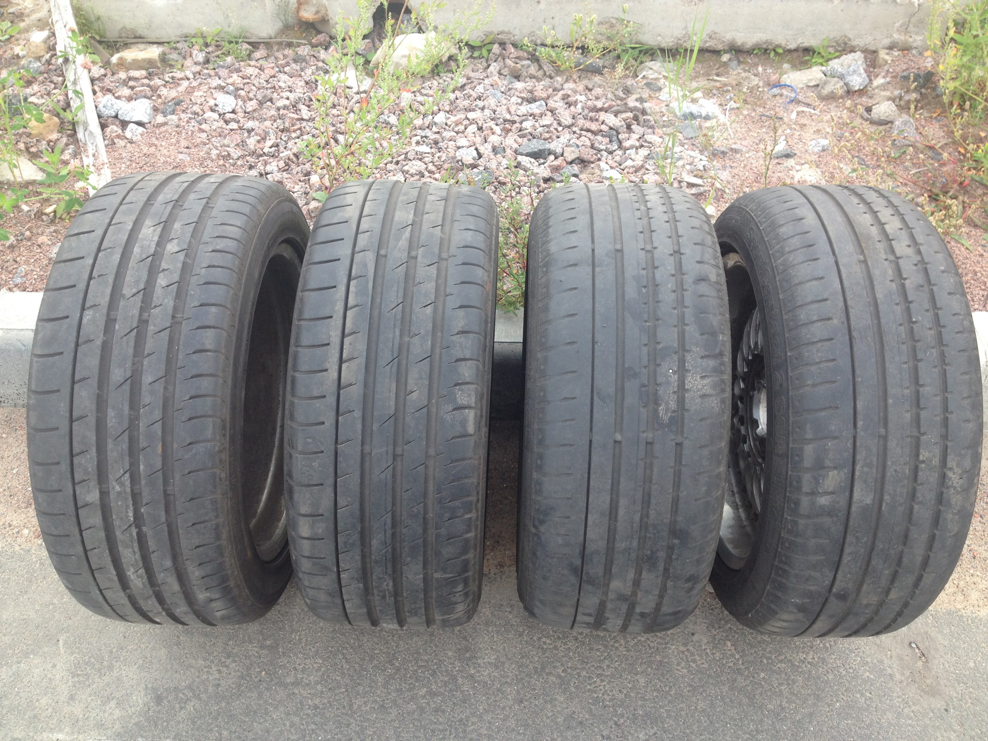 Продаю колесо диск лето передний 225/50/R17, задний 245/45/R17 — Ford ...