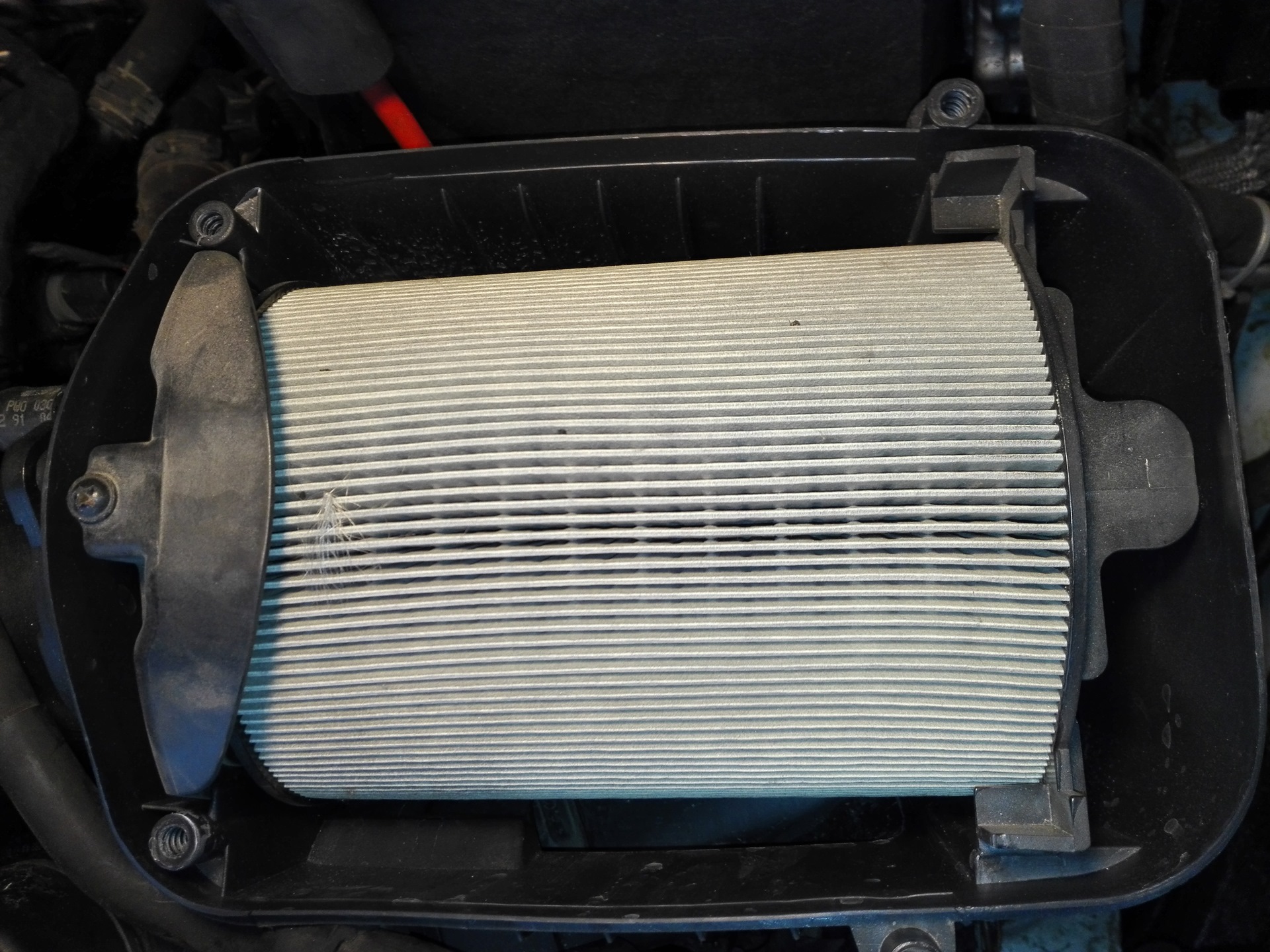 Фильтра фольксваген тигуан 1 4. Топливный фильтр фольксваген 2. Воздушный фильтр тигуан 1. Фильтр воздушный jetta 6 1. 4 150 л.