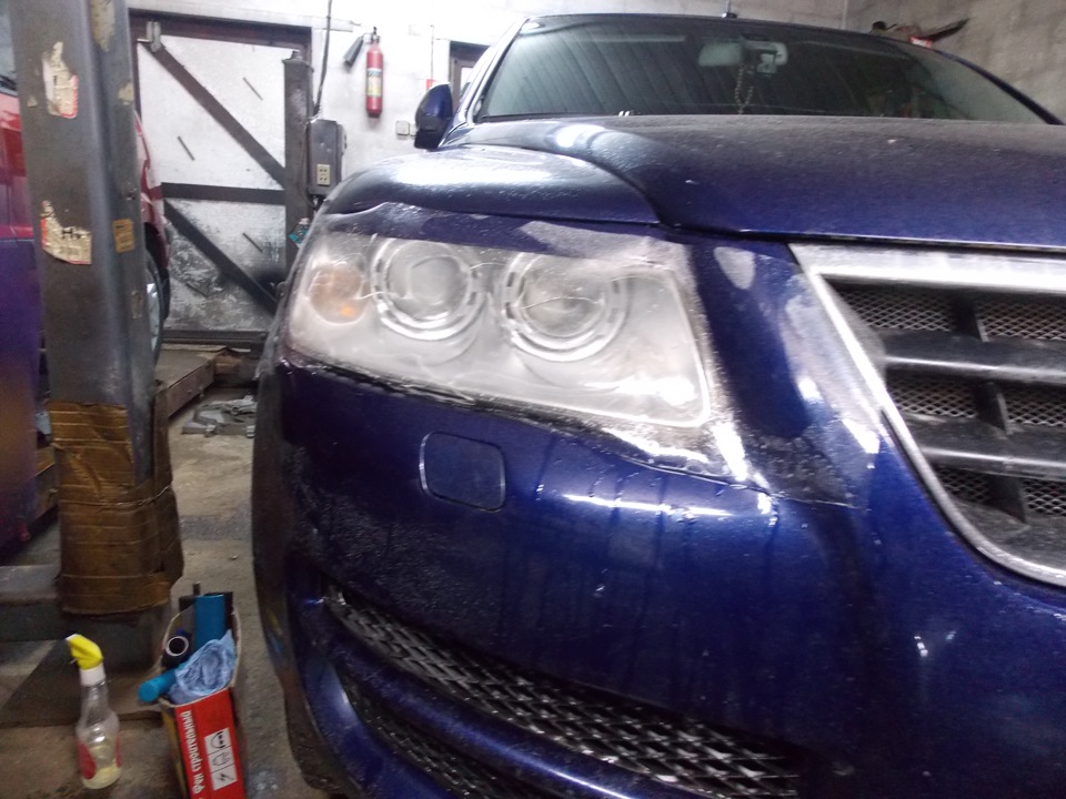 Борьба за свет на Туареге. Полировка и бронирование фар! — Volkswagen ...