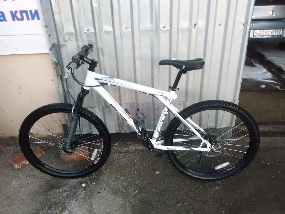 Gt avalanche cheap 2.0 white