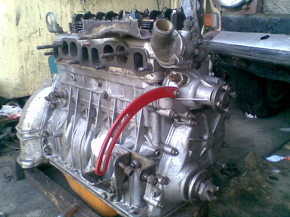 Двигатель газ 2410