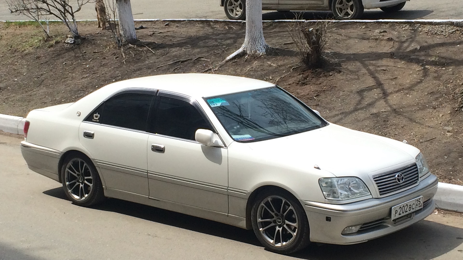 Toyota Crown Royal Saloon 2014