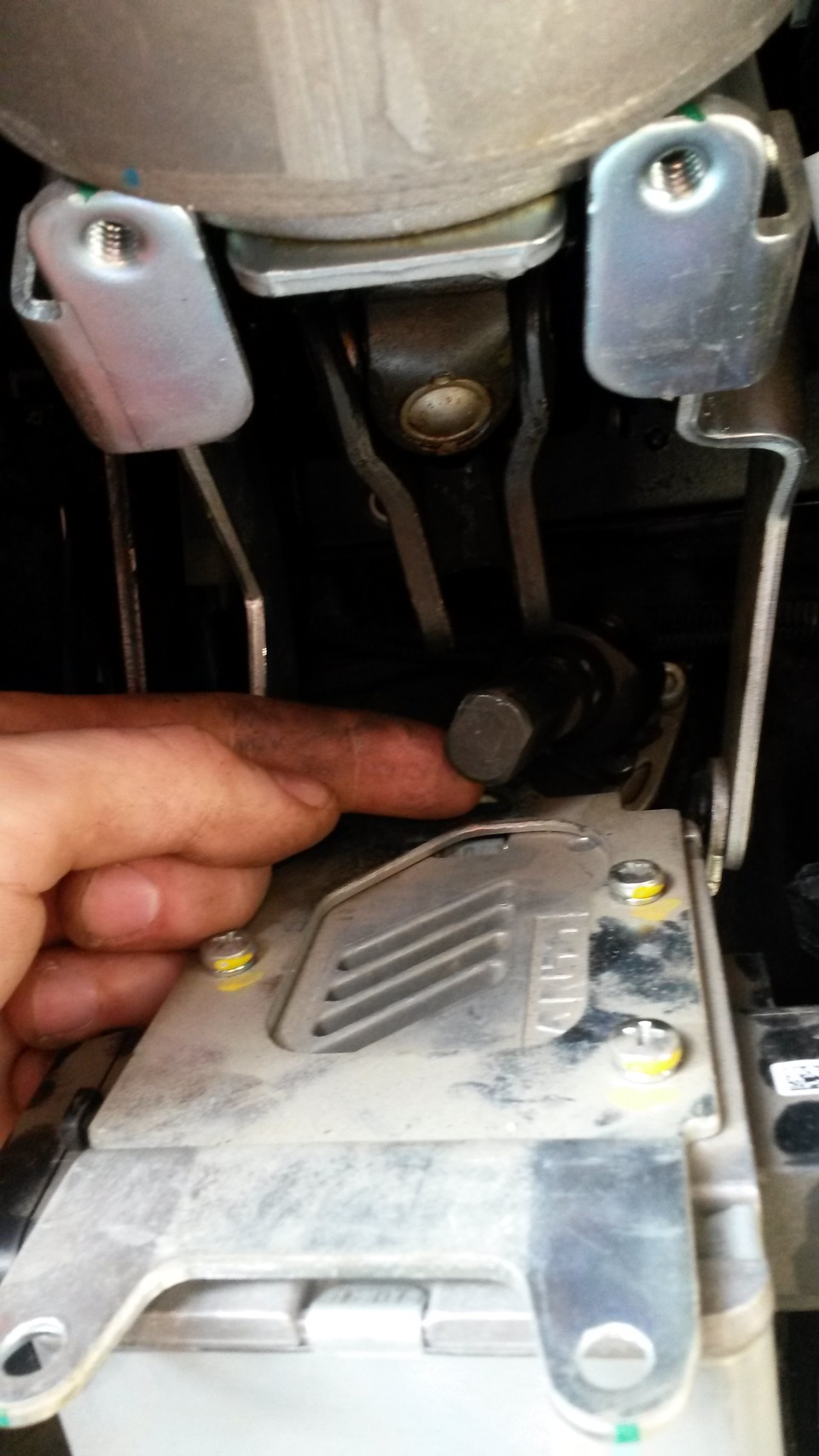 …Замена тарельчатой пружины… — Lada Калина седан, 1,6 л, 2011 года ...