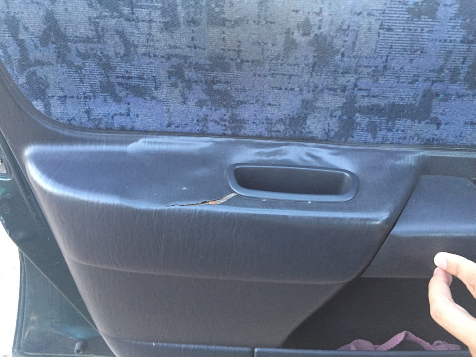 Toyota carina как снять дверные вставки Дверные карты - Toyota Carina E, 1,8 л, 1997 года своими руками DRIVE2