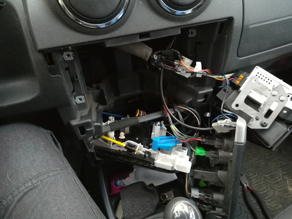 Замена лампочек печьки Ниссан Альмера G15 — DRIVE2