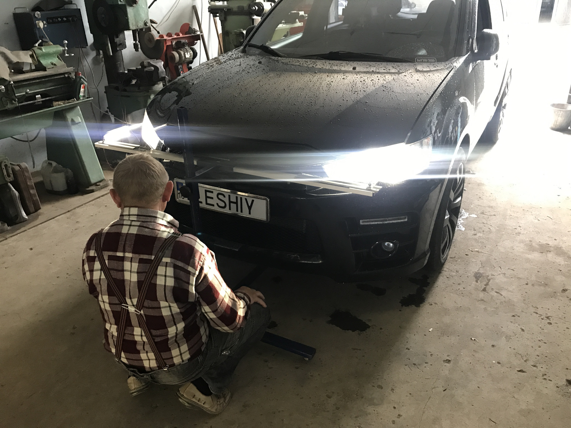 Перепиновка фар и регулировка — Mitsubishi Outlander XL, 2,4 л, 2008 ...