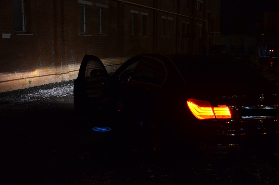 BMW 7 Night