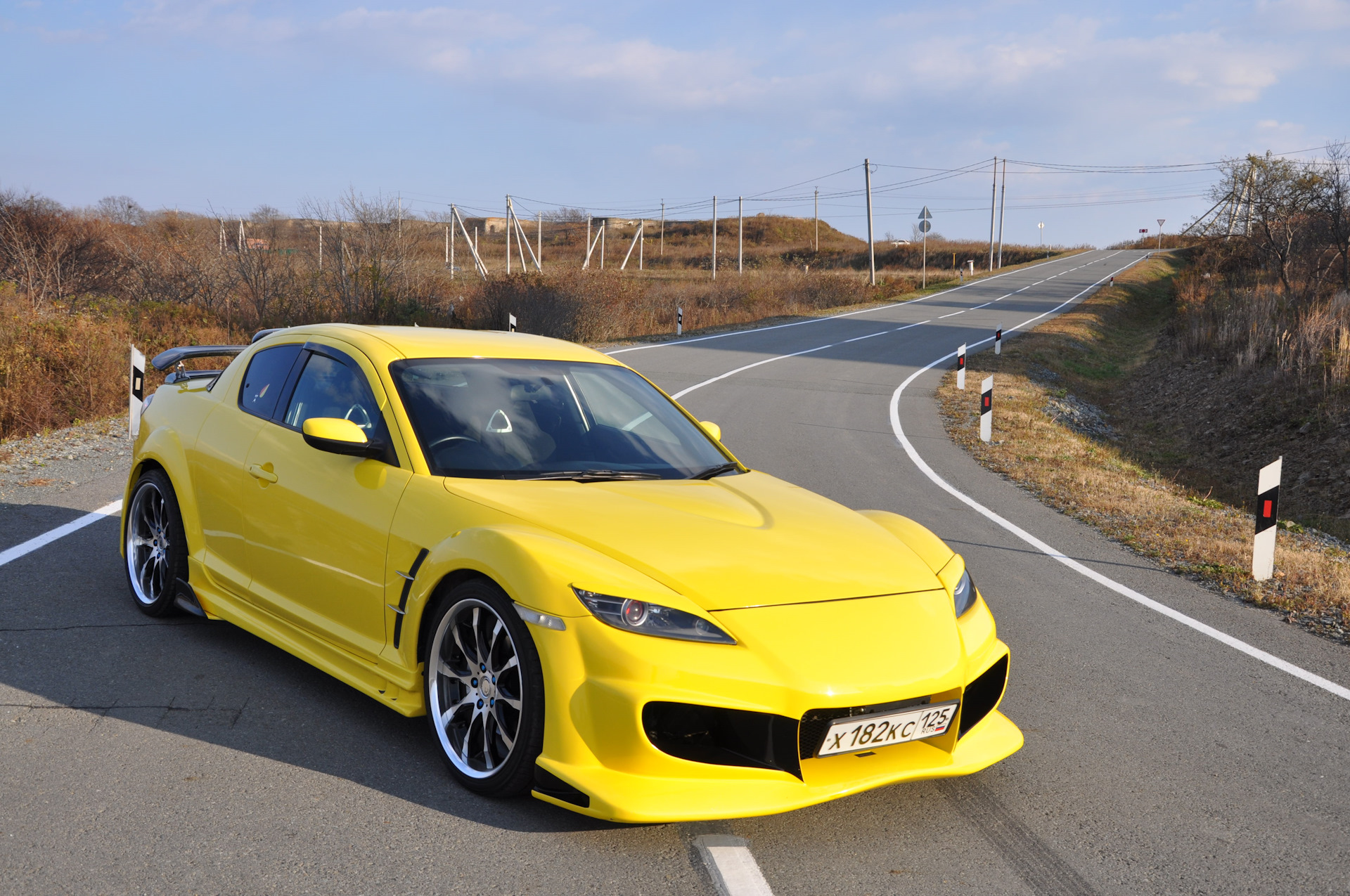 Mazda желтая. Mazda rx8 Yellow. Мазда рх8 желтая. Мазда rx8 желтая. Mazda RX-8 2004 Yellow.