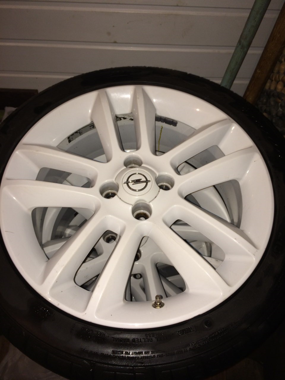 Переобулся -2". Bridgesone Blizzak Revo GZ — Opel Corsa D, 1,2 л, 2008 ...