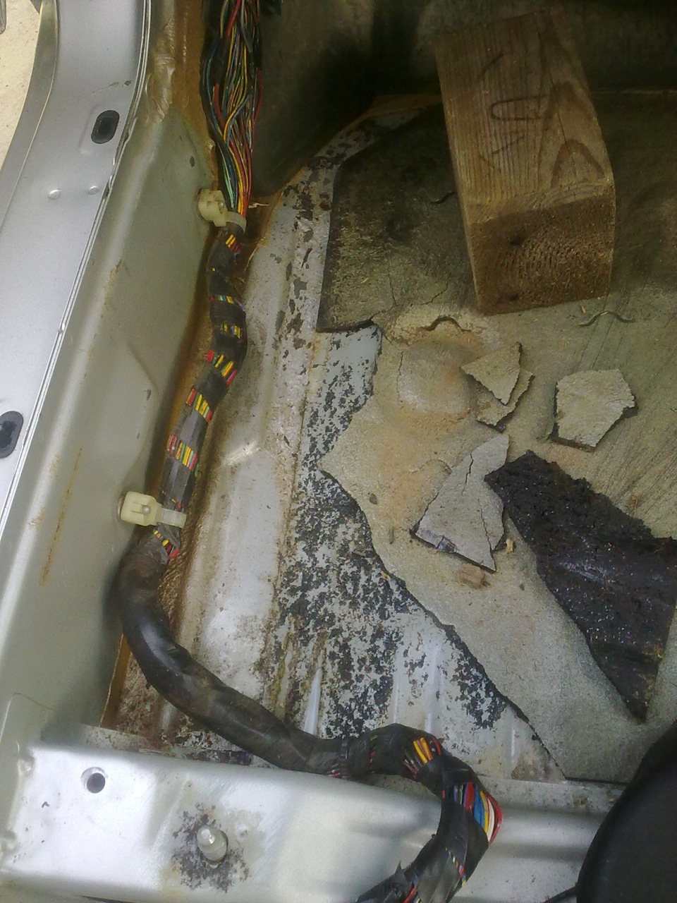 восстанавливаем былую ровность — Mitsubishi Carisma