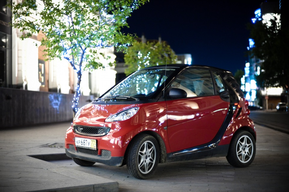 Смартик оскол. Smart Fortwo 1. Смартик машина. Смарт автомобиль 2009. Смартик машина Браблс новый.