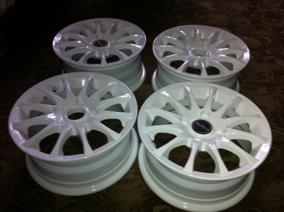 Литые диски покраска финал — Ford Escort Mk6, 1,3 л, 1996 года ...