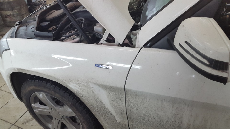 Увидел надпись на машине Мерседес GLK 220 CDI--------перевод немного ...