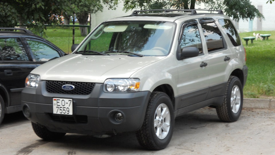 Ford escape 2005 год. Ford Escape 2005. Форд Эскейп 2005. Форд Эскейп 2005 года. Ford Escape 3.0.